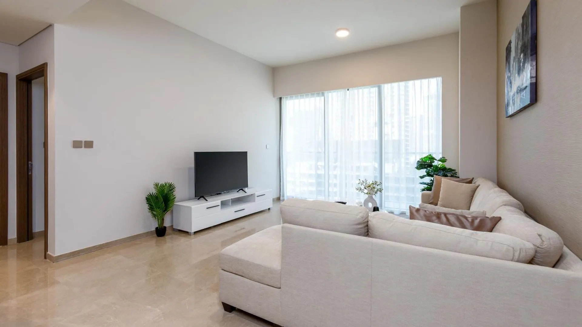 Brand New 1Br Apartment Near Burj Khalifa & Dubai Mall - Allsopp & Allsopp