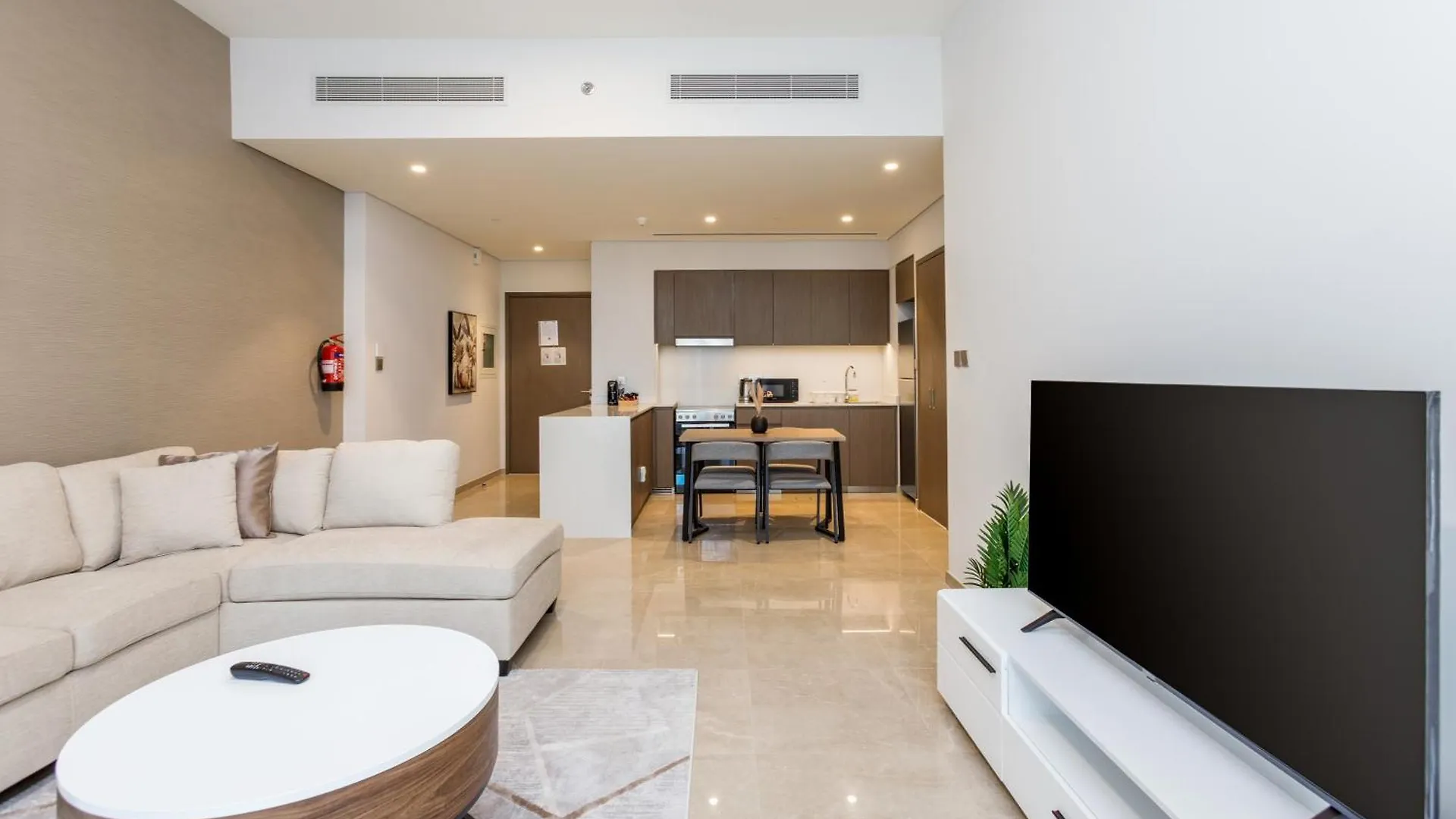Brand New 1Br Apartment Near Burj Khalifa & Dubai Mall - Allsopp & Allsopp